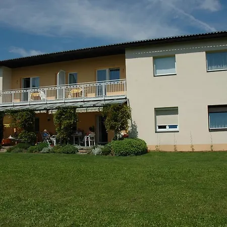 Haus Barnthaler Apartment